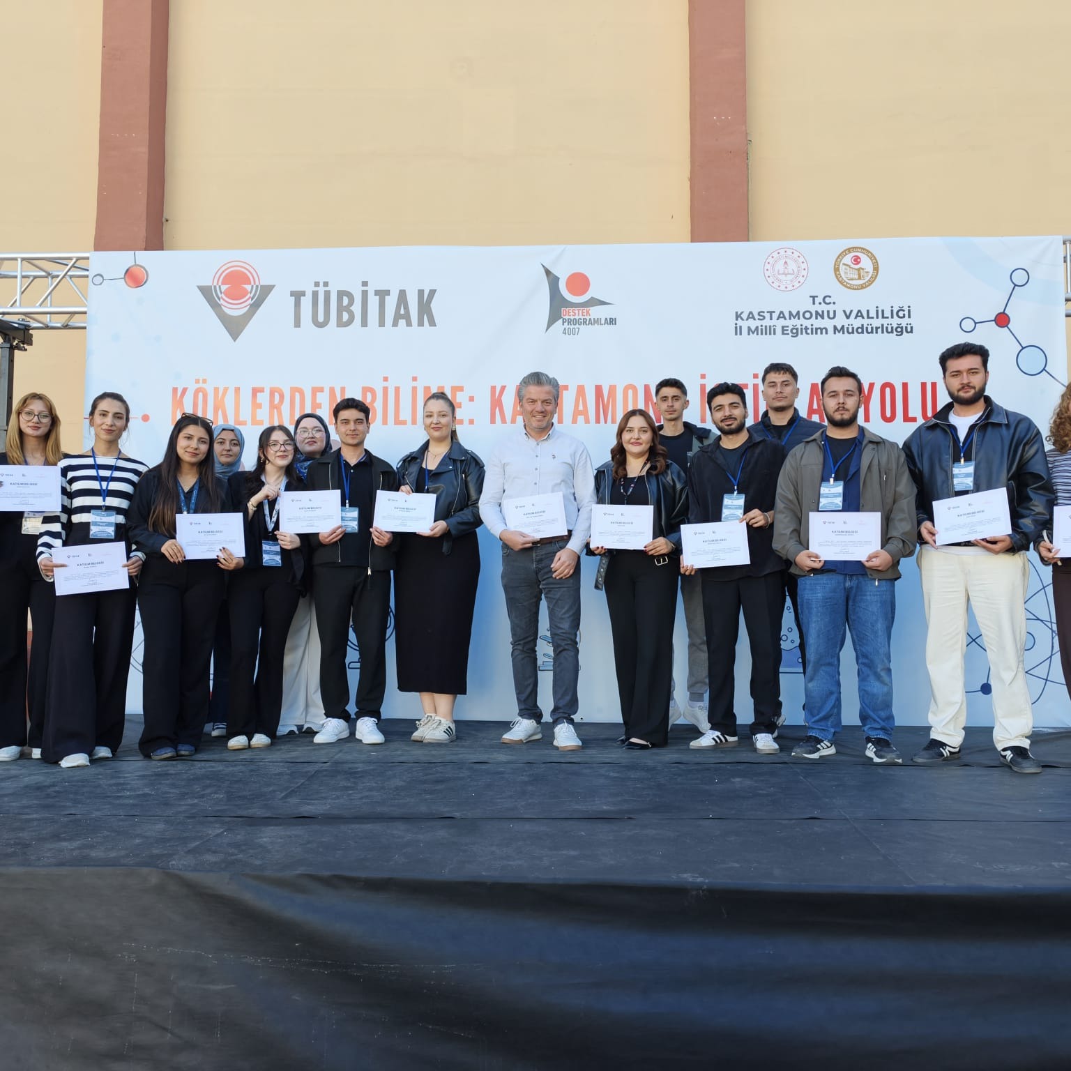 TÜBİTAK Bilim Şenliği’nde 2.000’den Fazla Öğrenci Havacılıkla Buluştu
