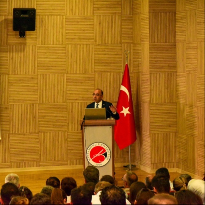 Kastamonu Üniversitesinde kurumsal akreditasyon programı tecrübe paylaşım toplantısı gerçekleştirildi