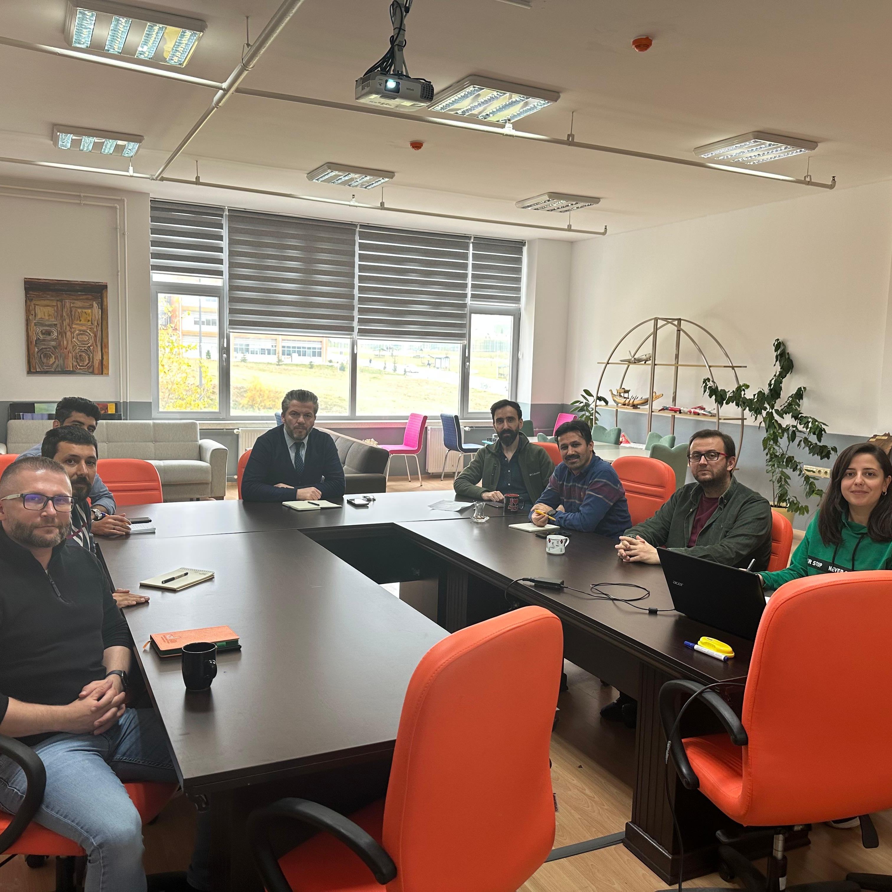 Sivil Havacılık Yüksekokulu Akademik Personeli taraından Bölüm Kurulu Toplantısı, Anabilimdalı Toplantısı ve Kalite Kurul Toplantısı gerçekleştirildi.