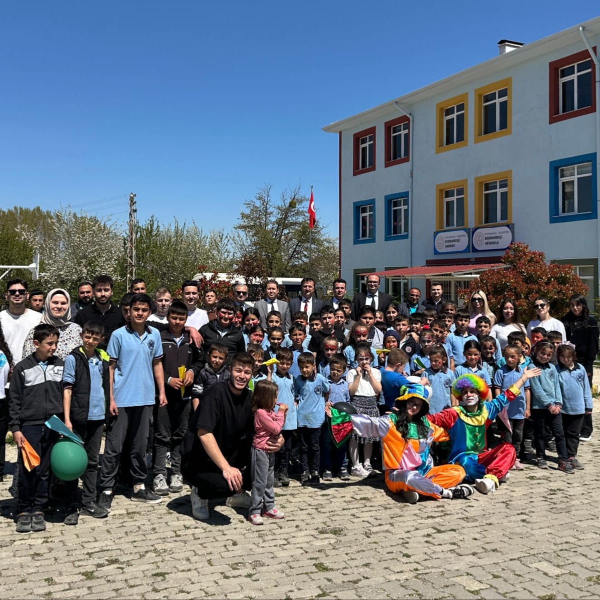 Kastamonu Üniversitesi Öğrencilerinden Minik Kalplere Büyük Kanatlar!